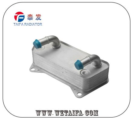02E409061B Assemblage du système de refroidissement automobile pour refroidisseur d'huile moteur TF-1066