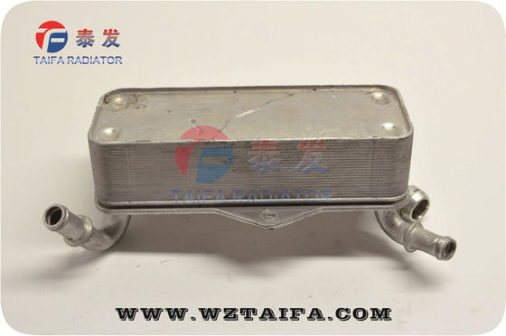 4G0317021M refroidisseur à huile pour 2011-2013 AUDI A6/S6 4G