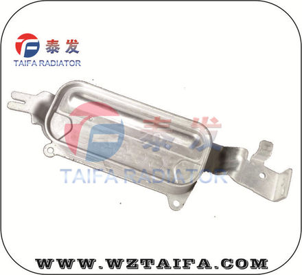 Bmw COOLER à huile à haut rendement 17217638580 Bmw pièces détachées garantie de 12 mois
