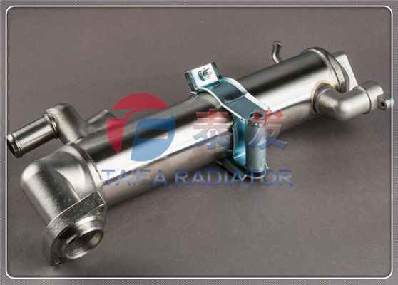NAVISTAR Diesel EGR Cooler 1871733C92 12 mois de garantie pour les pièces automobiles