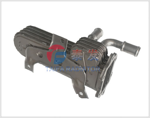 Les gaz d'échappement VW PASSAT B6 1.9TDI 05-11 Egr Cooler 038131513AD